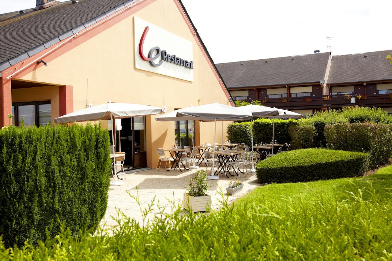 Hotel Campanile Rouen Nord - Barentin Exterior foto